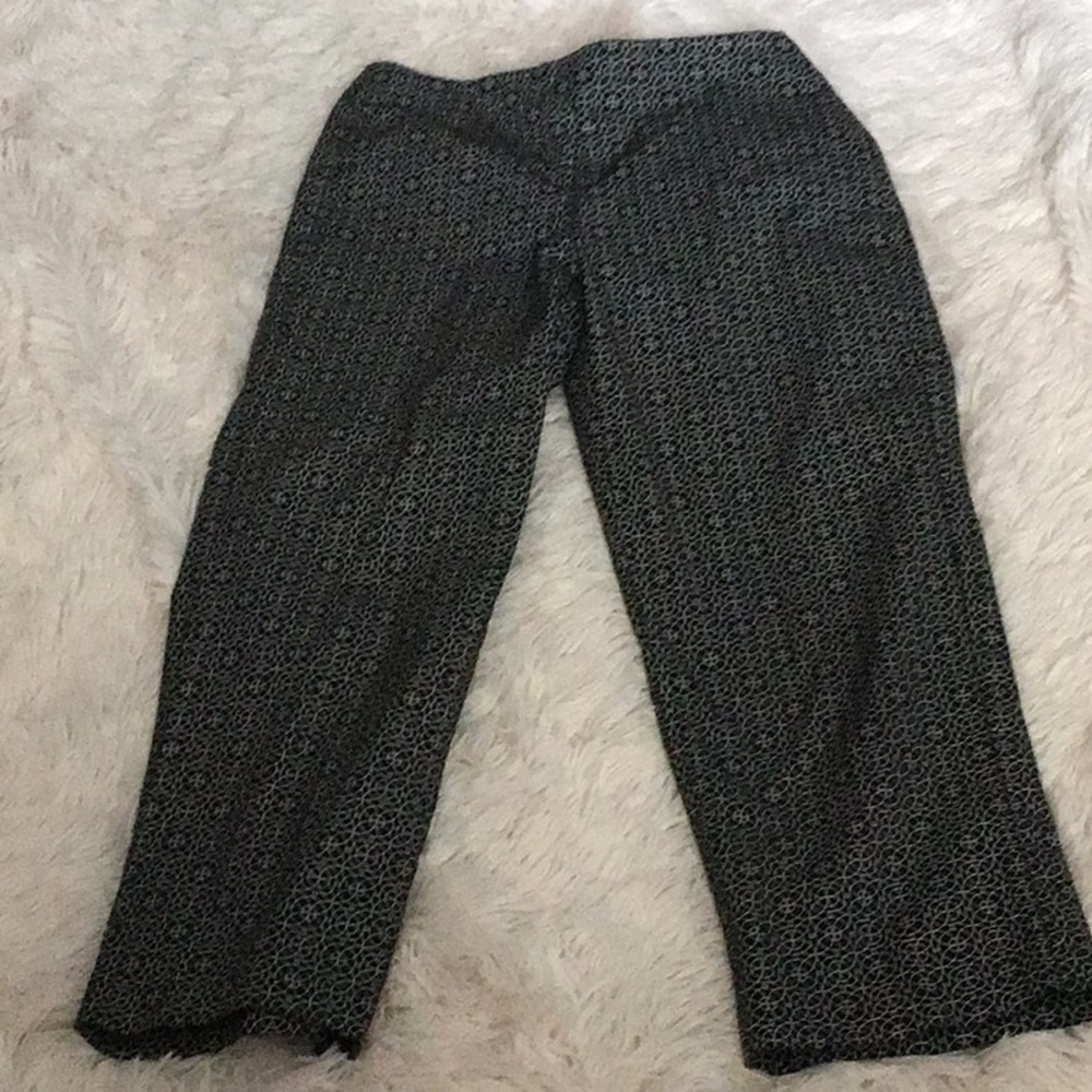Women’s Black and White Patterned Pants